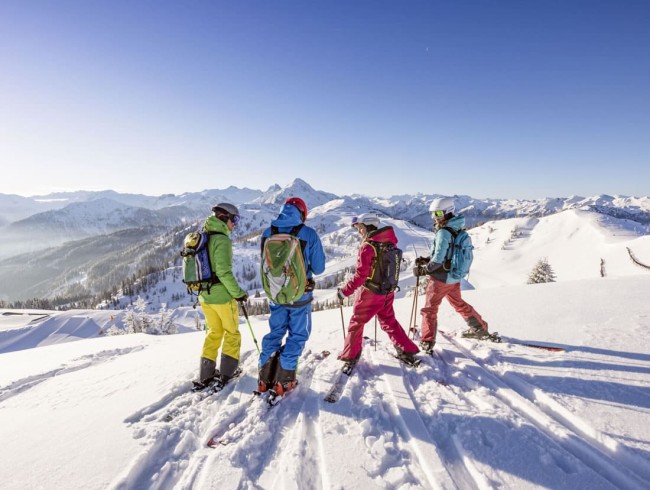 Skifahren, Skitourengehen, Schneeschuhwandern in Flachau © Flachau Tourismus_zooom productions
